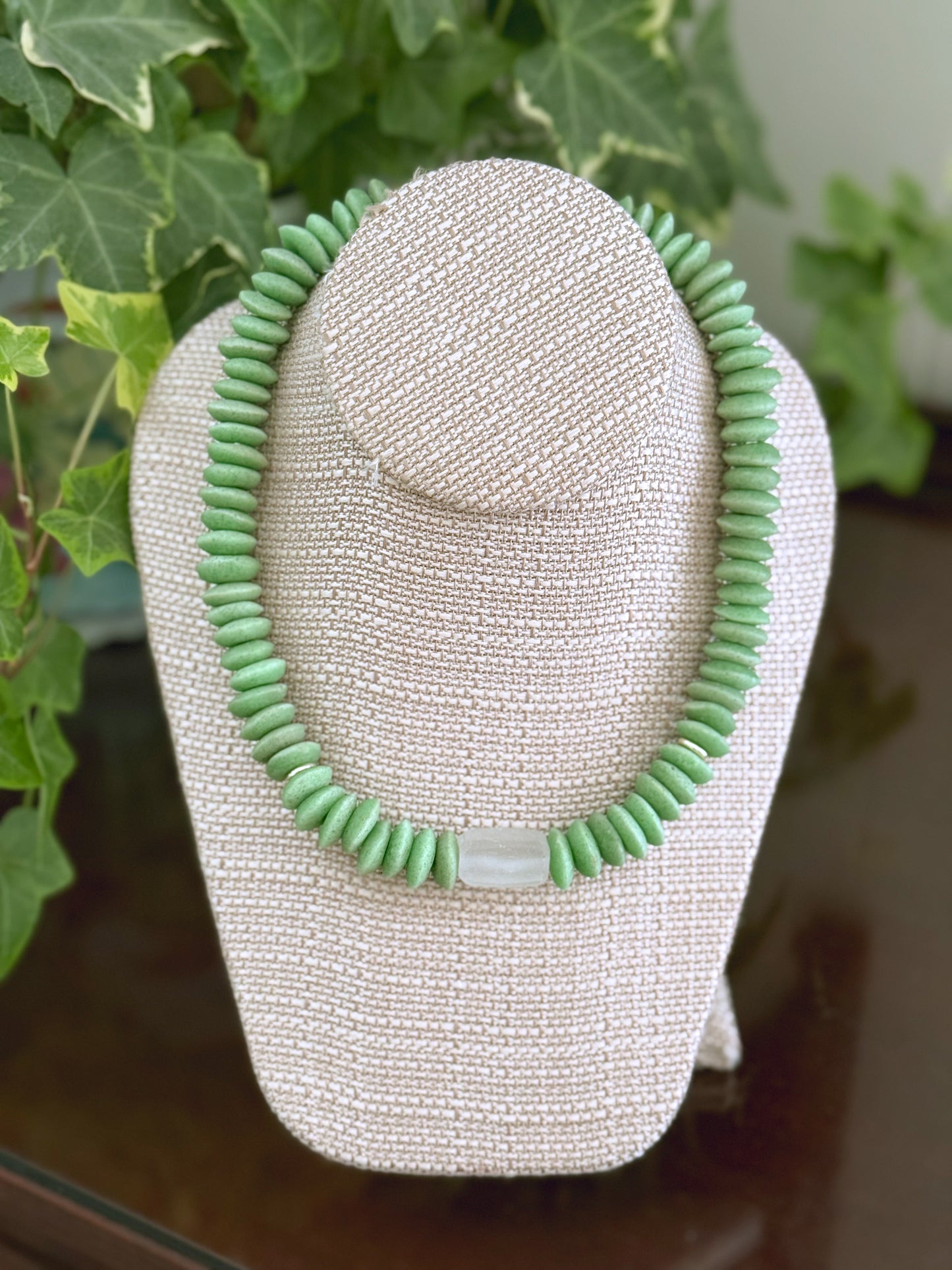 Bowen Necklace Lime