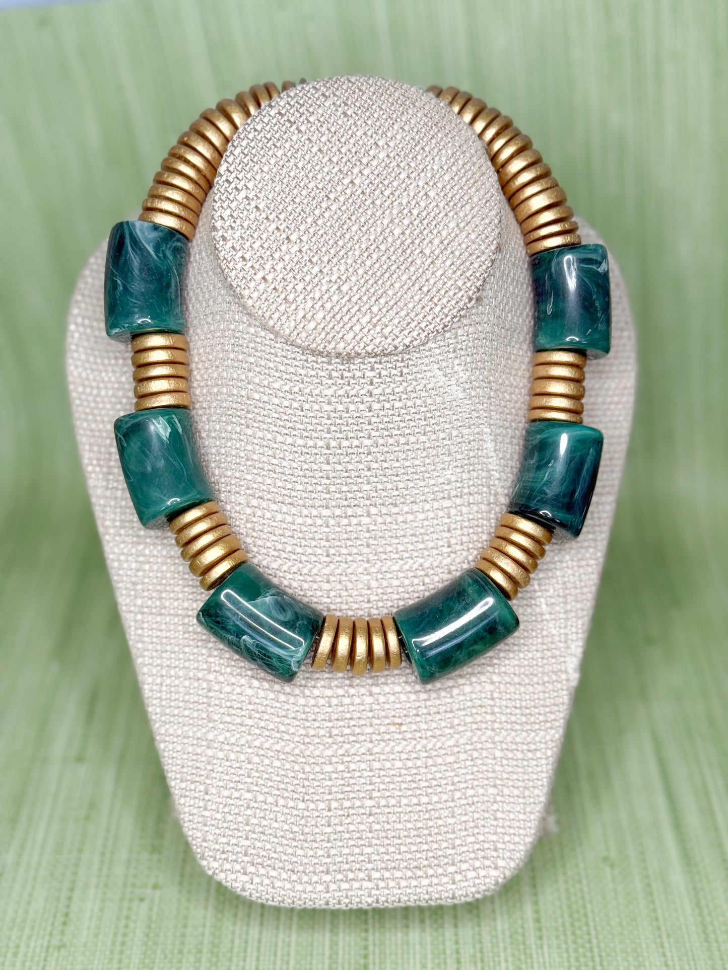 Milo Necklace Emerald