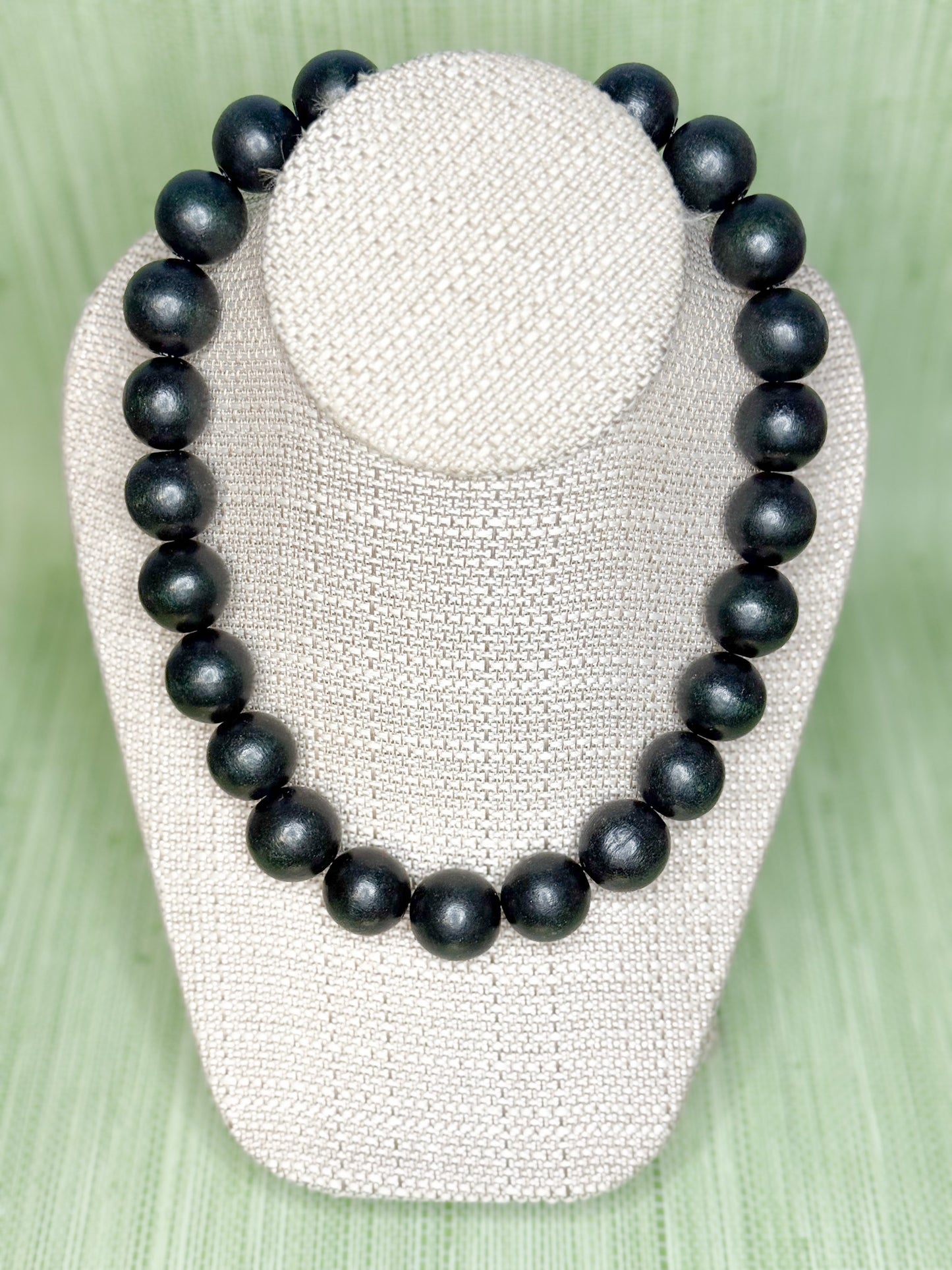 Gumball Necklace Jet Black