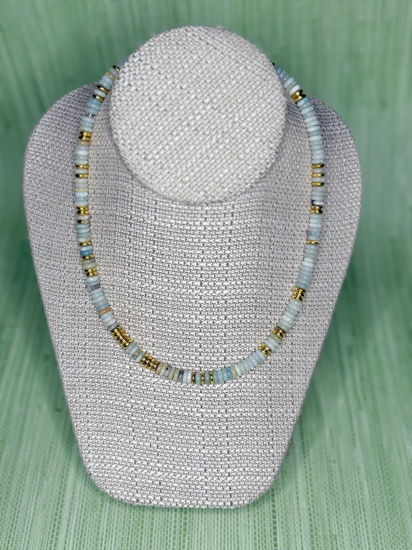 Lucy Necklace Seafoam