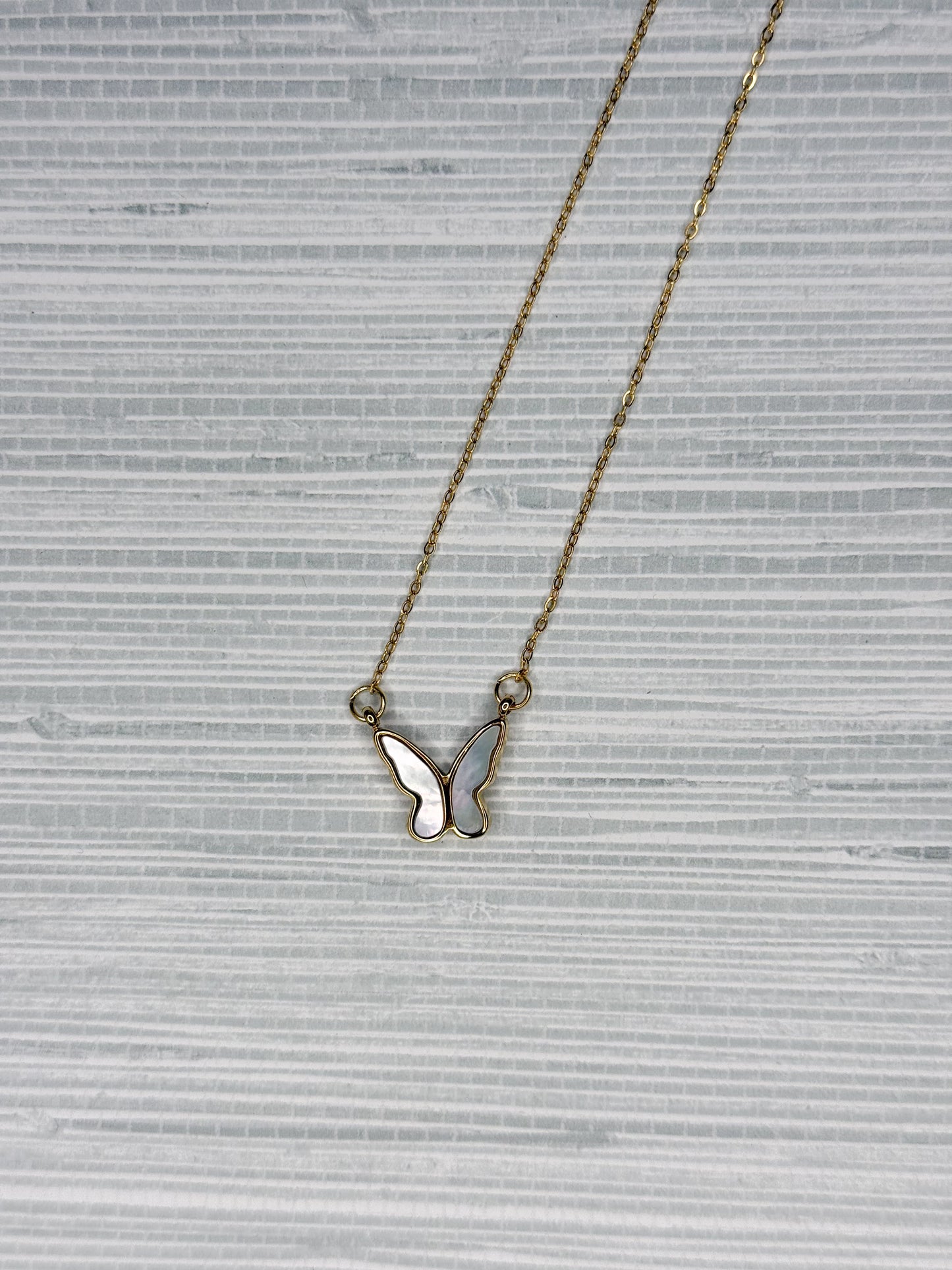 Shelly Necklace