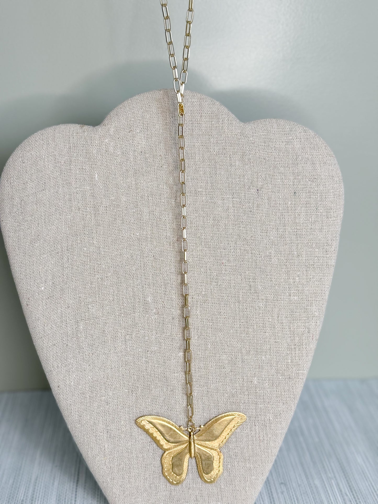 Cruz Necklace