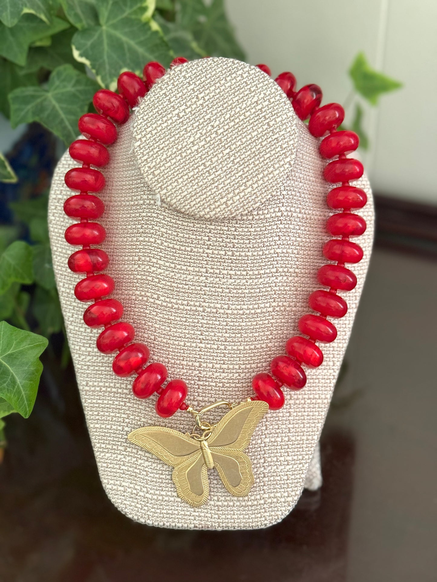 Harper Necklace Red