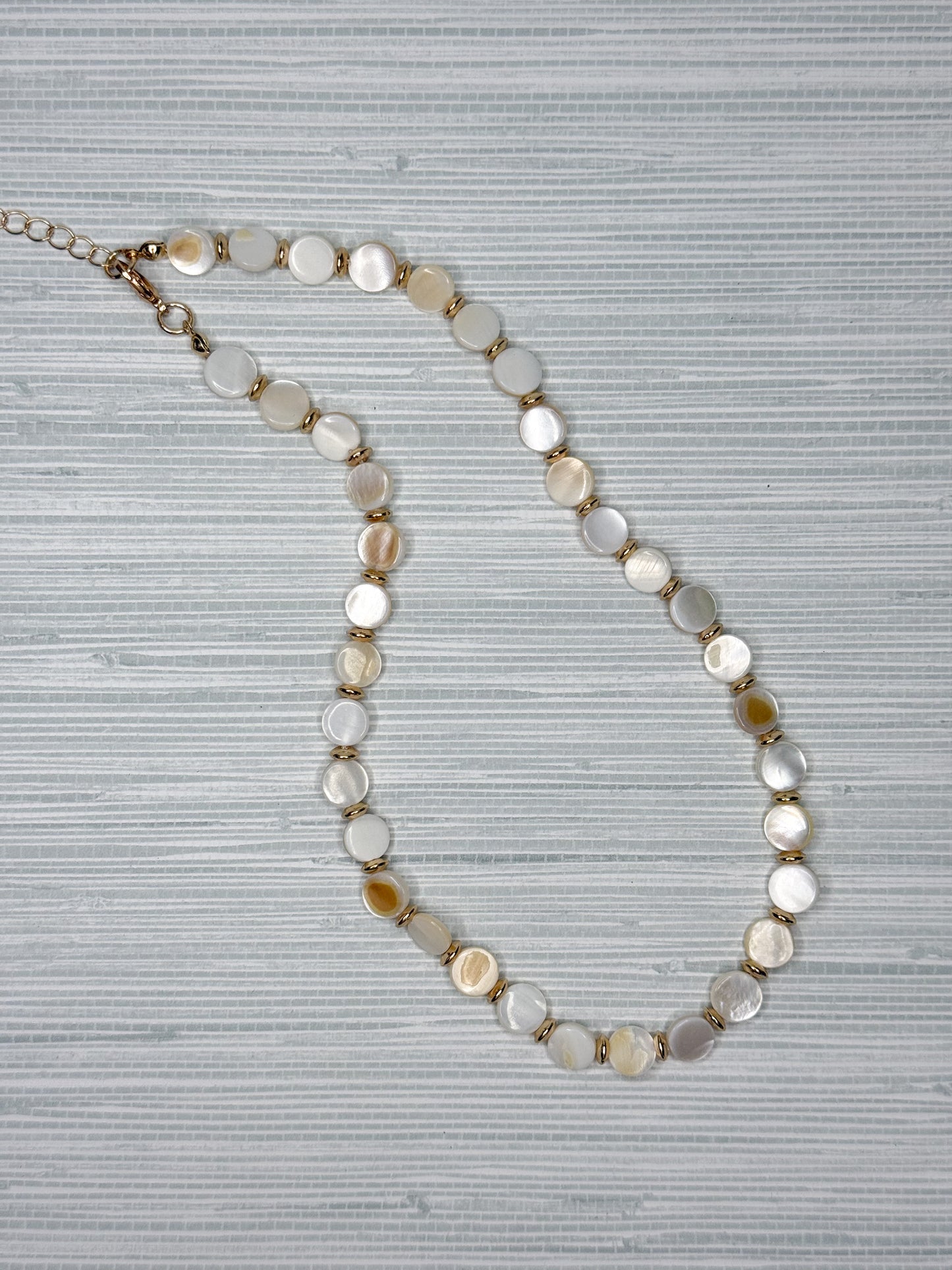 Betsy Necklace Mother of Pearl
