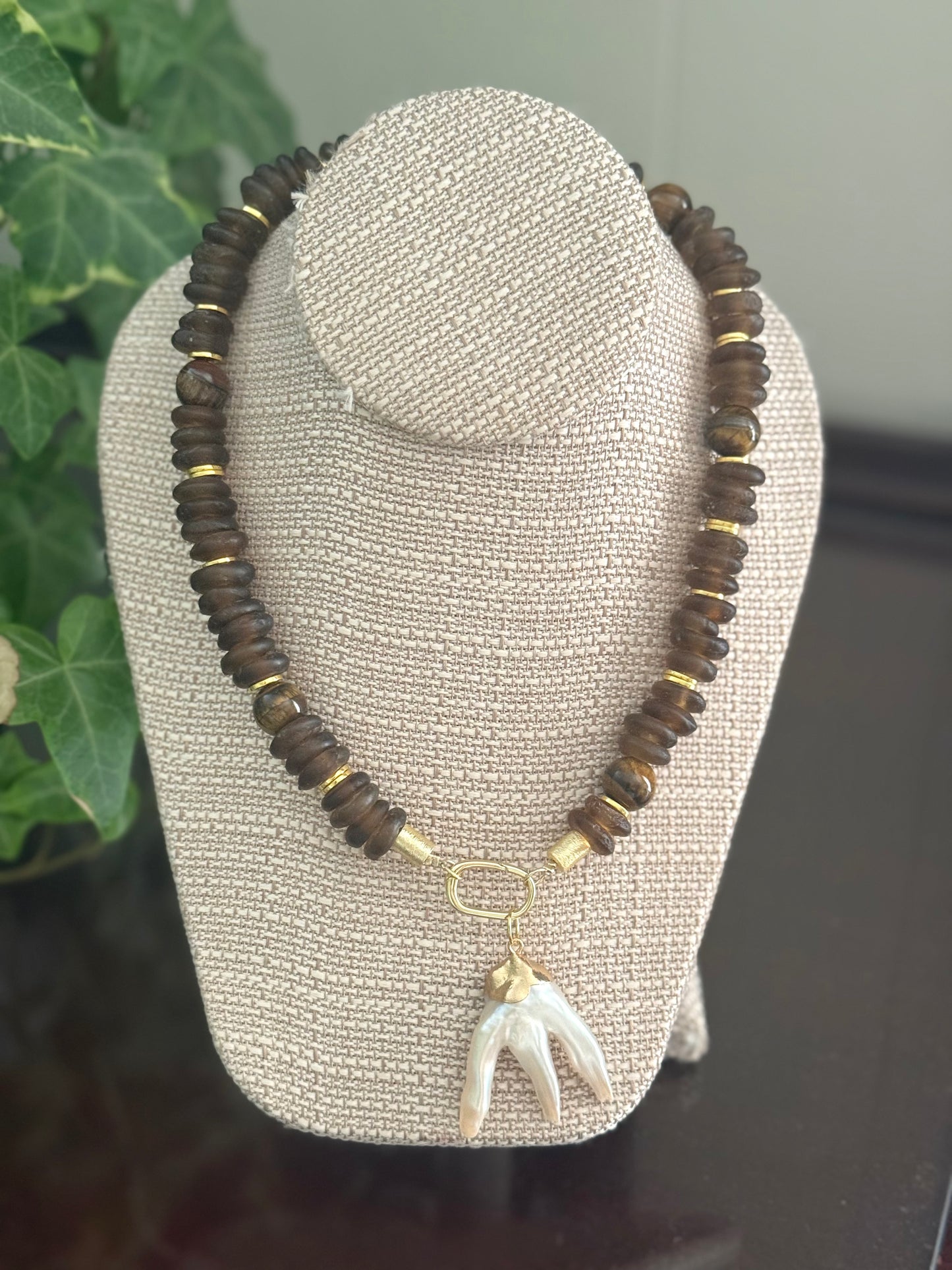 Lauren Necklace Seaglass Chocolate