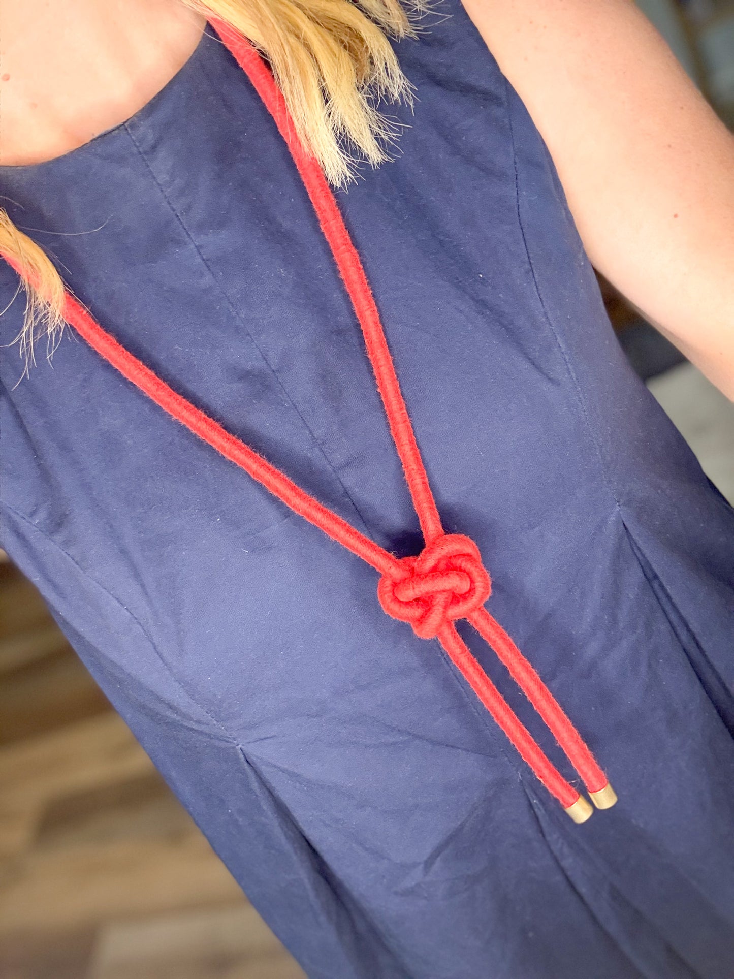Knotty Necklace Lanyard Coral