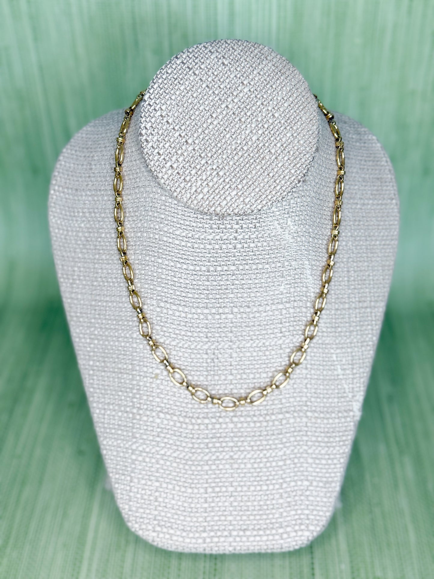 Kate Necklace Gold