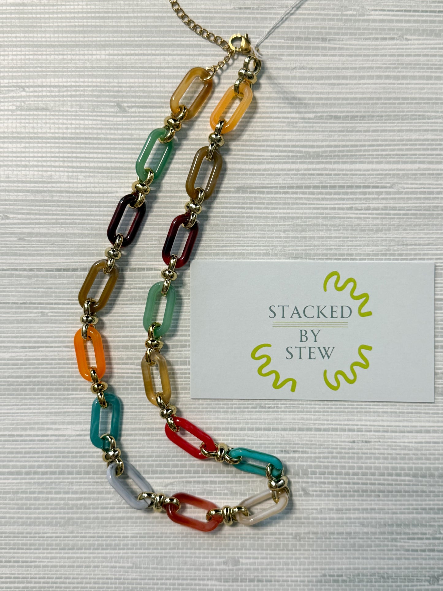 Emmie Acrylic Necklace