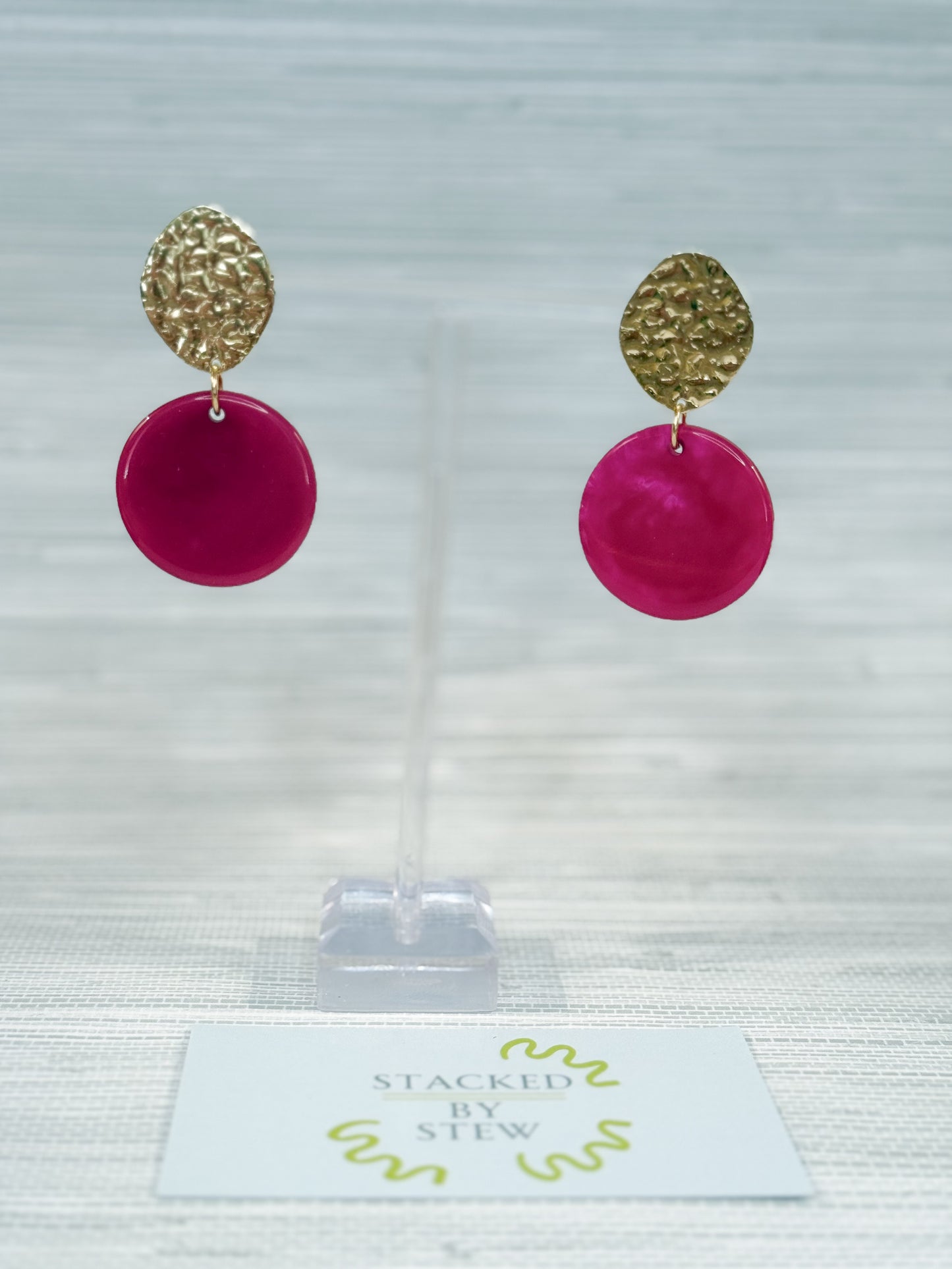 Dallas Earrings Fuschia