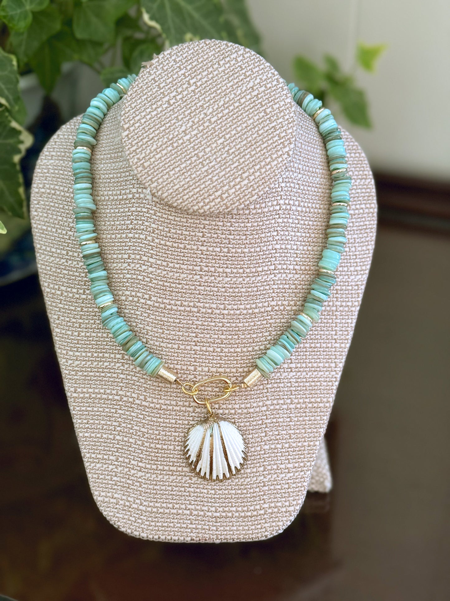 Avila Necklace