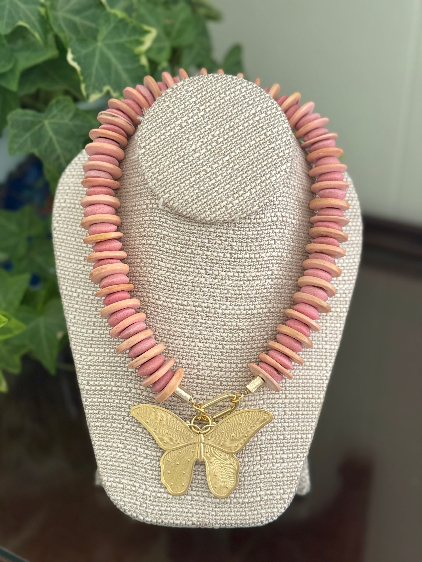 Gilbert Necklace
