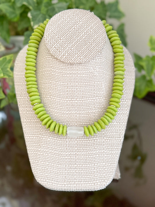 Bowen Necklace Lime