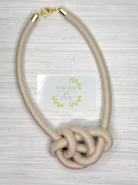 Knotty Necklace Fog