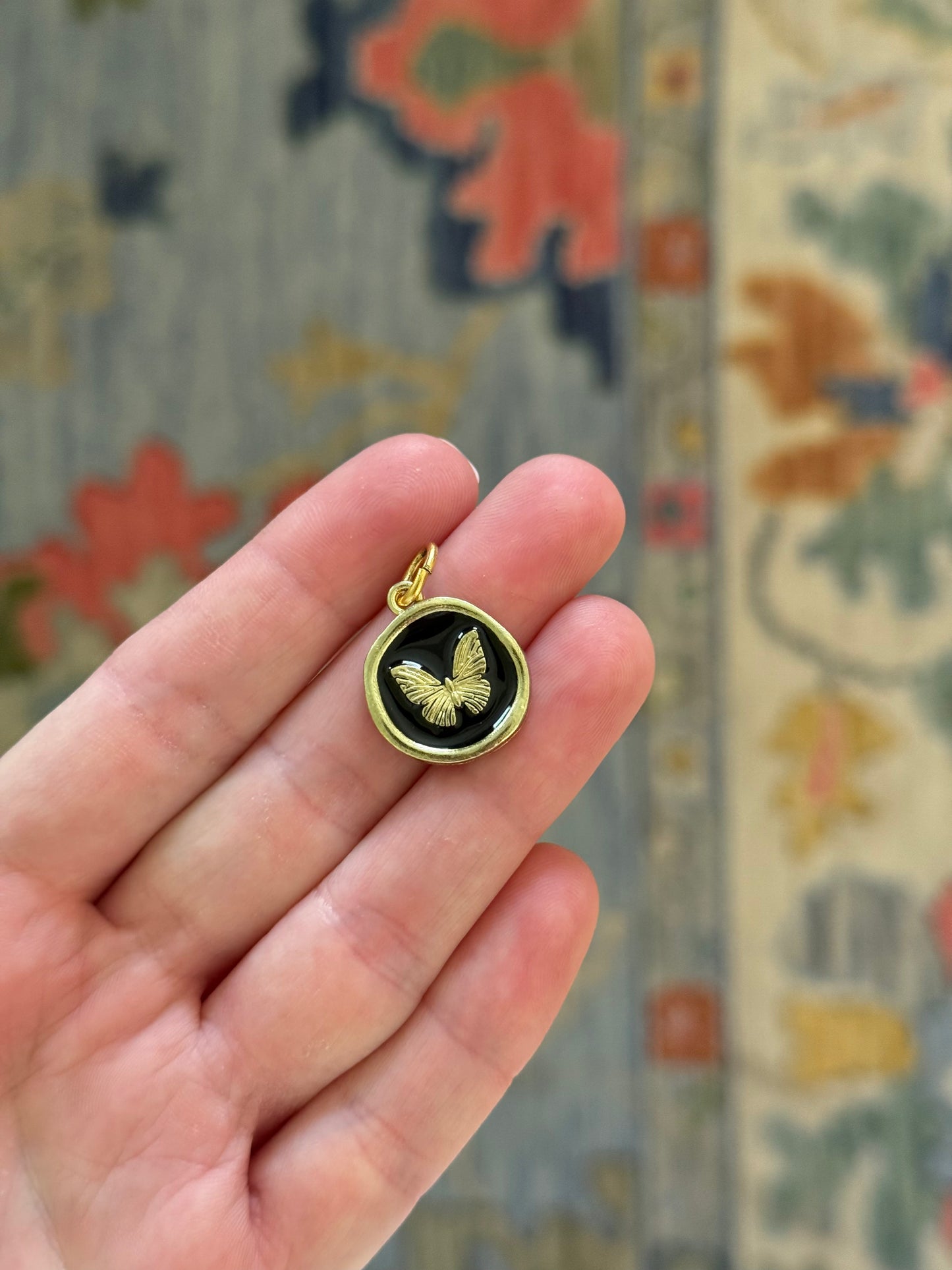 Round Butterfly Charm Black