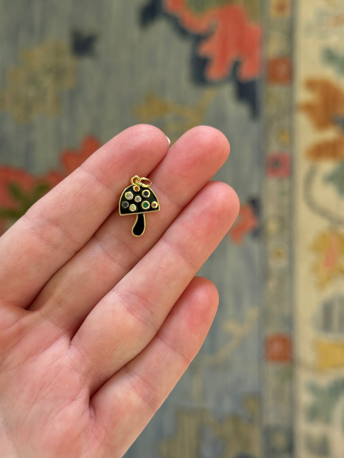 Shroom Charm Black