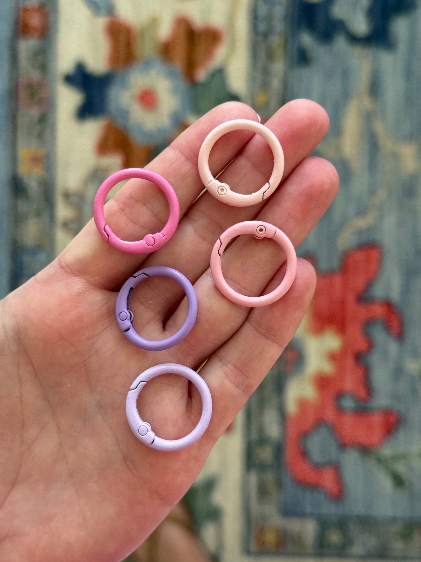Color Clasps Pinks