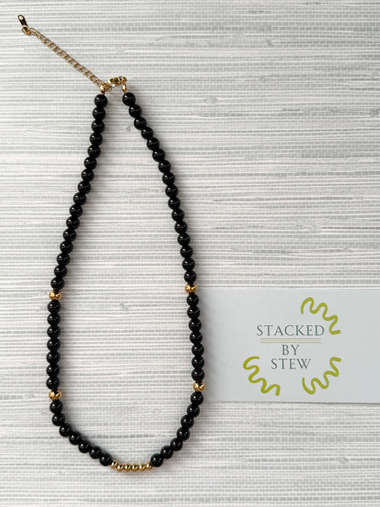 Mila Necklace Black