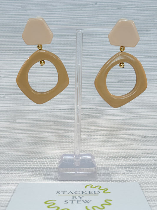 Maggie Earrings Sand