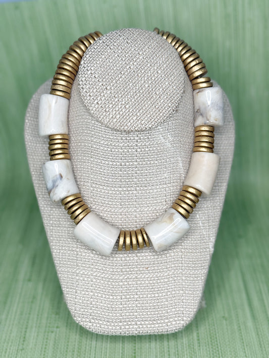 Milo Necklace Cream