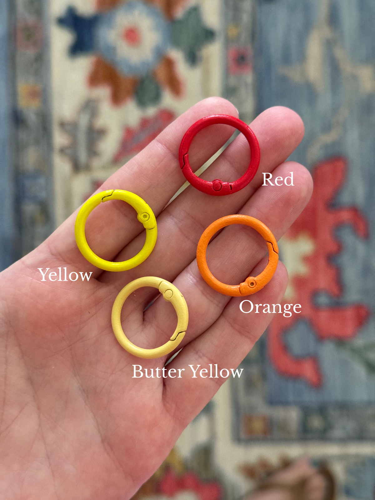 Color Clasps Reds